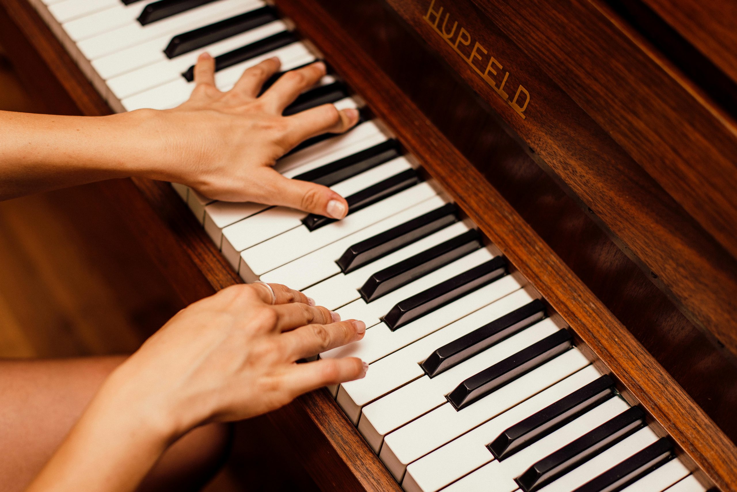 Lees meer over het artikel Pianoles